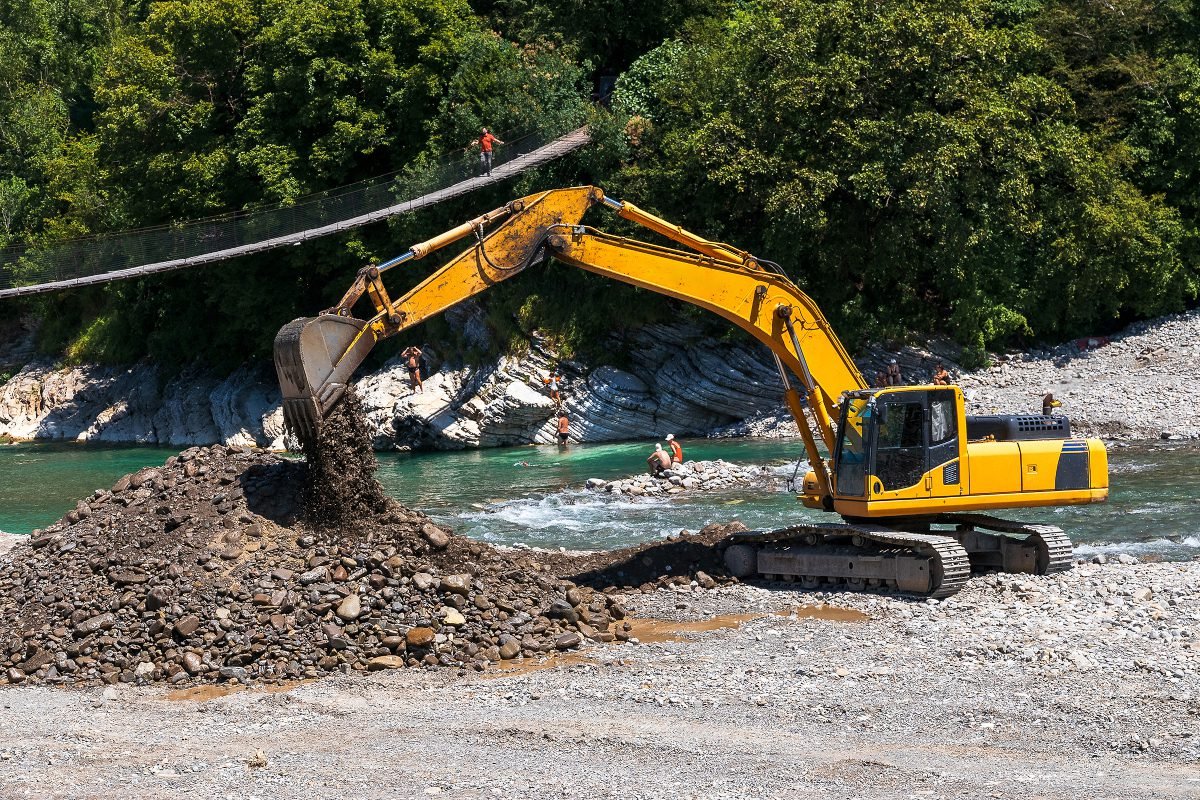 Government attempts to reduce environmental protections in planning bill could breach international law, says KC