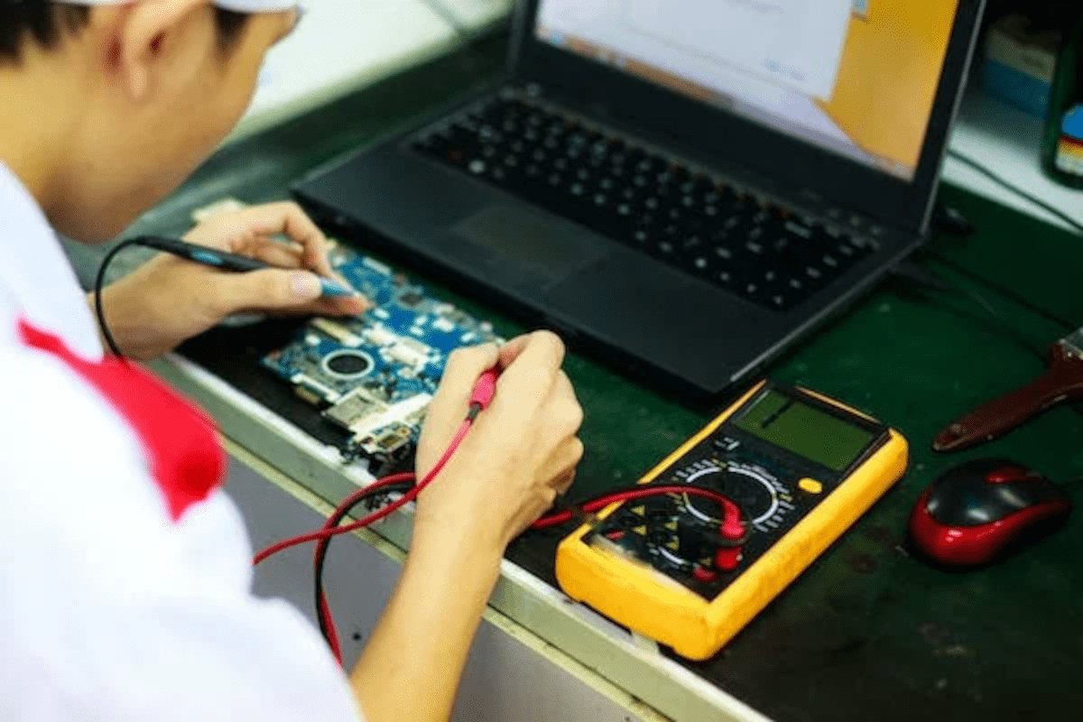 Comment: Effective waste management in the age of e-waste