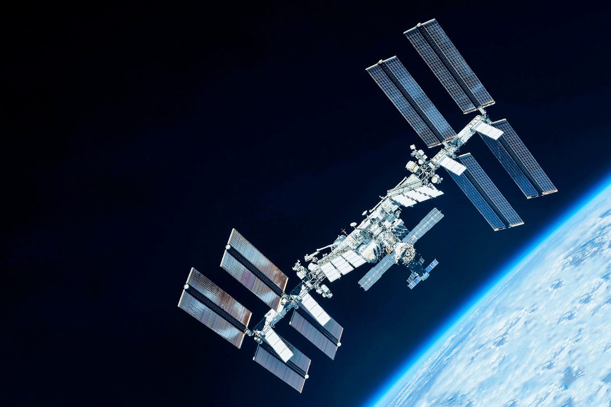 UK project sets out the world’s first roadmap to a circular space economy