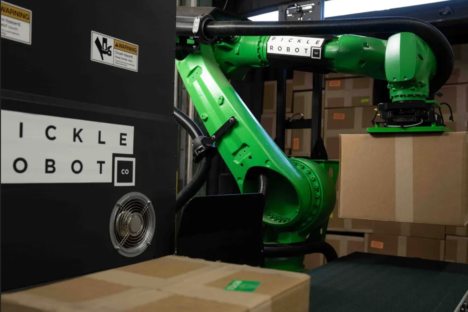 Robots that spare warehouse workers the heavy lifting