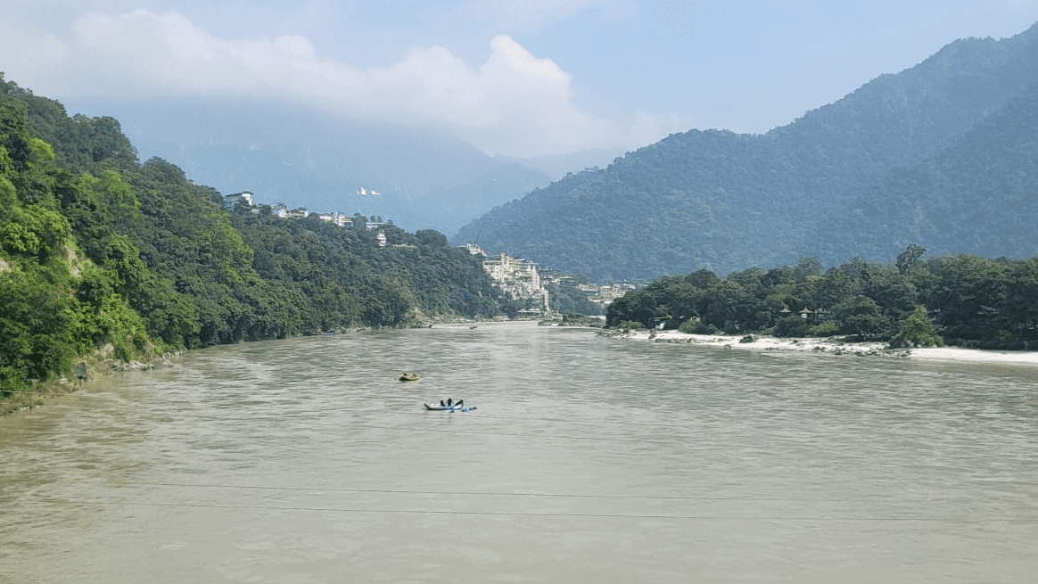 Ganges River pollution study: standard monitoring identifies only 1% of organofluorine contamination