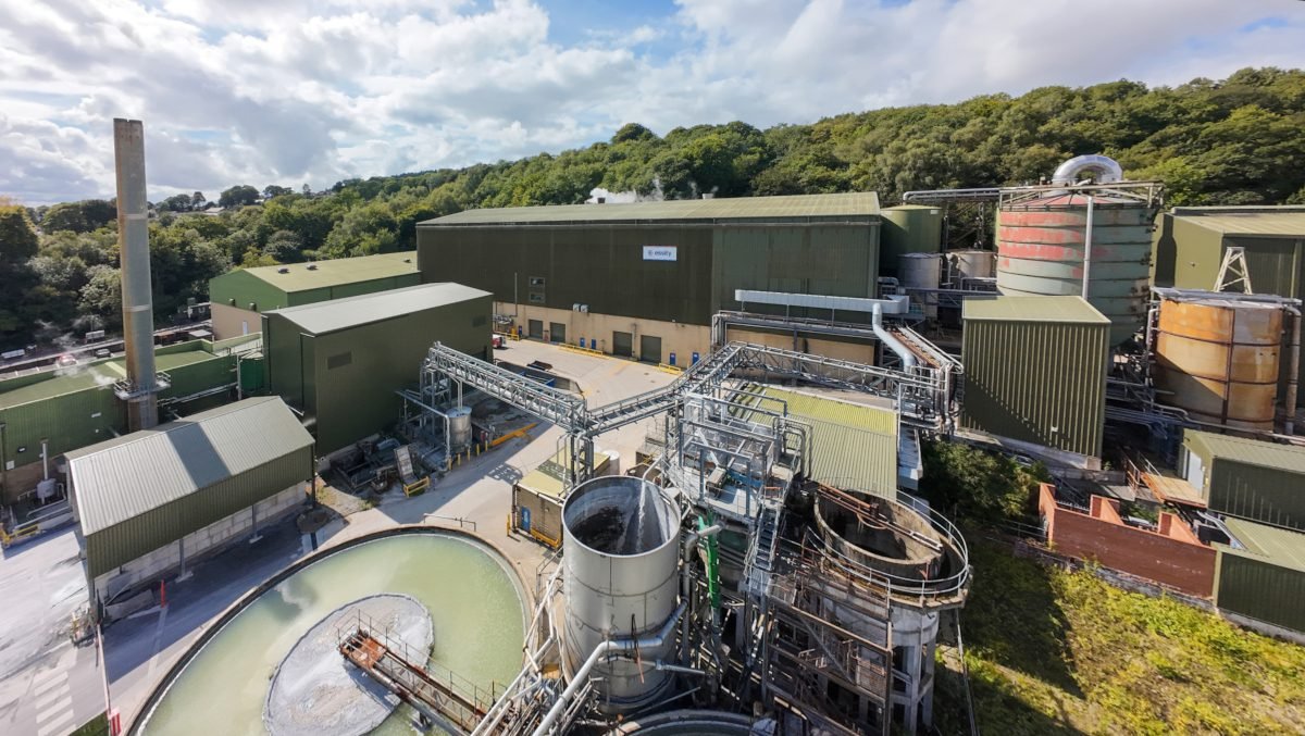 Closed-loop paper towel recycling service expands across UK commercial buildings